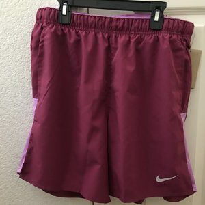 Nike Dri-FIT Challenger 7" Unlined Running Shorts Mens DV9344-653 Fuchsia